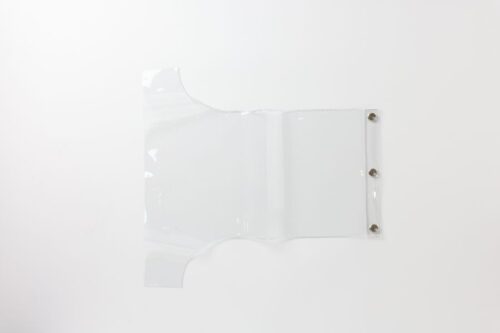 スナップボタン付きの工業系カバー