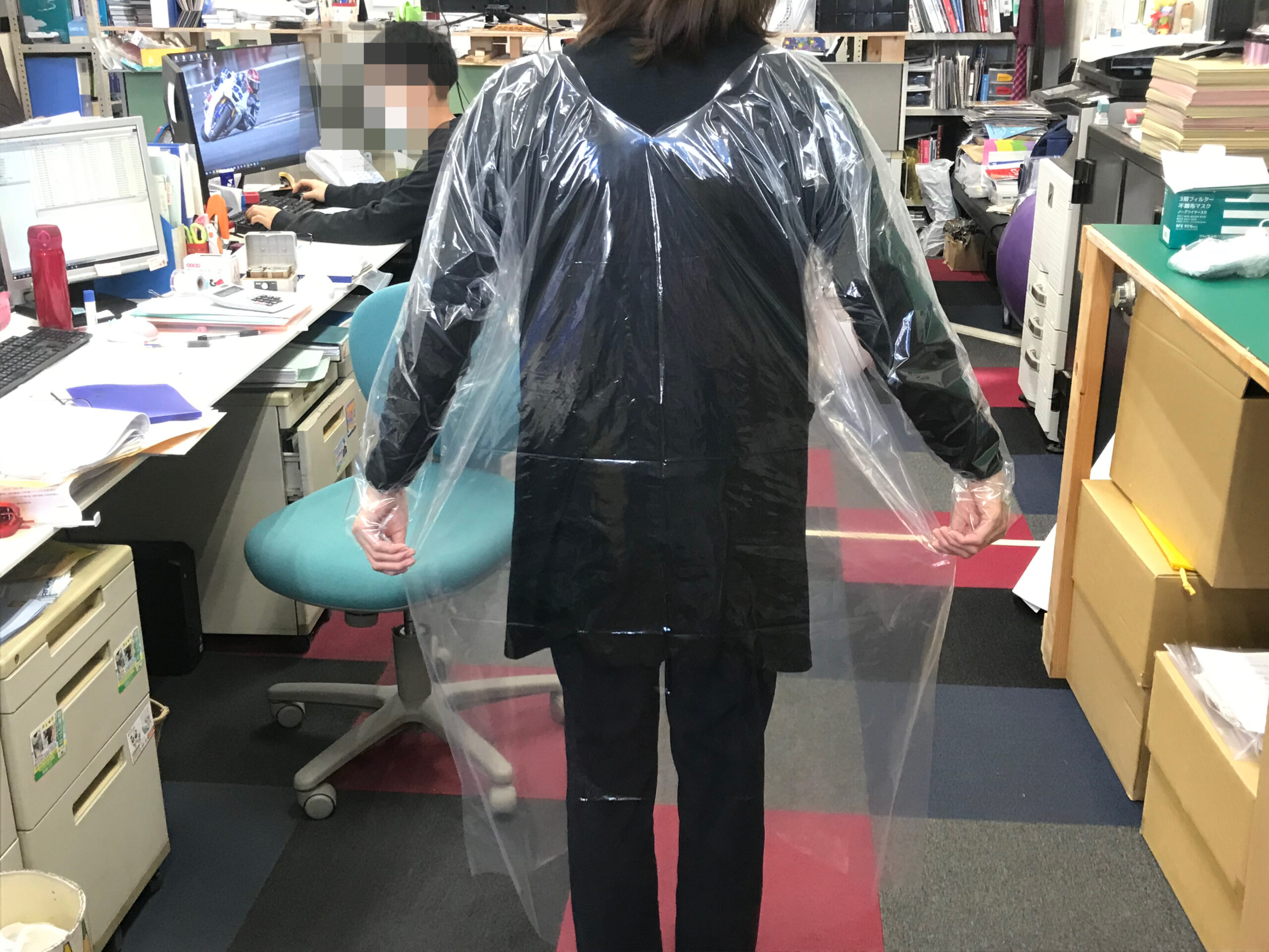 コロナ対策商品 防護服 医療用ガウン　裏面