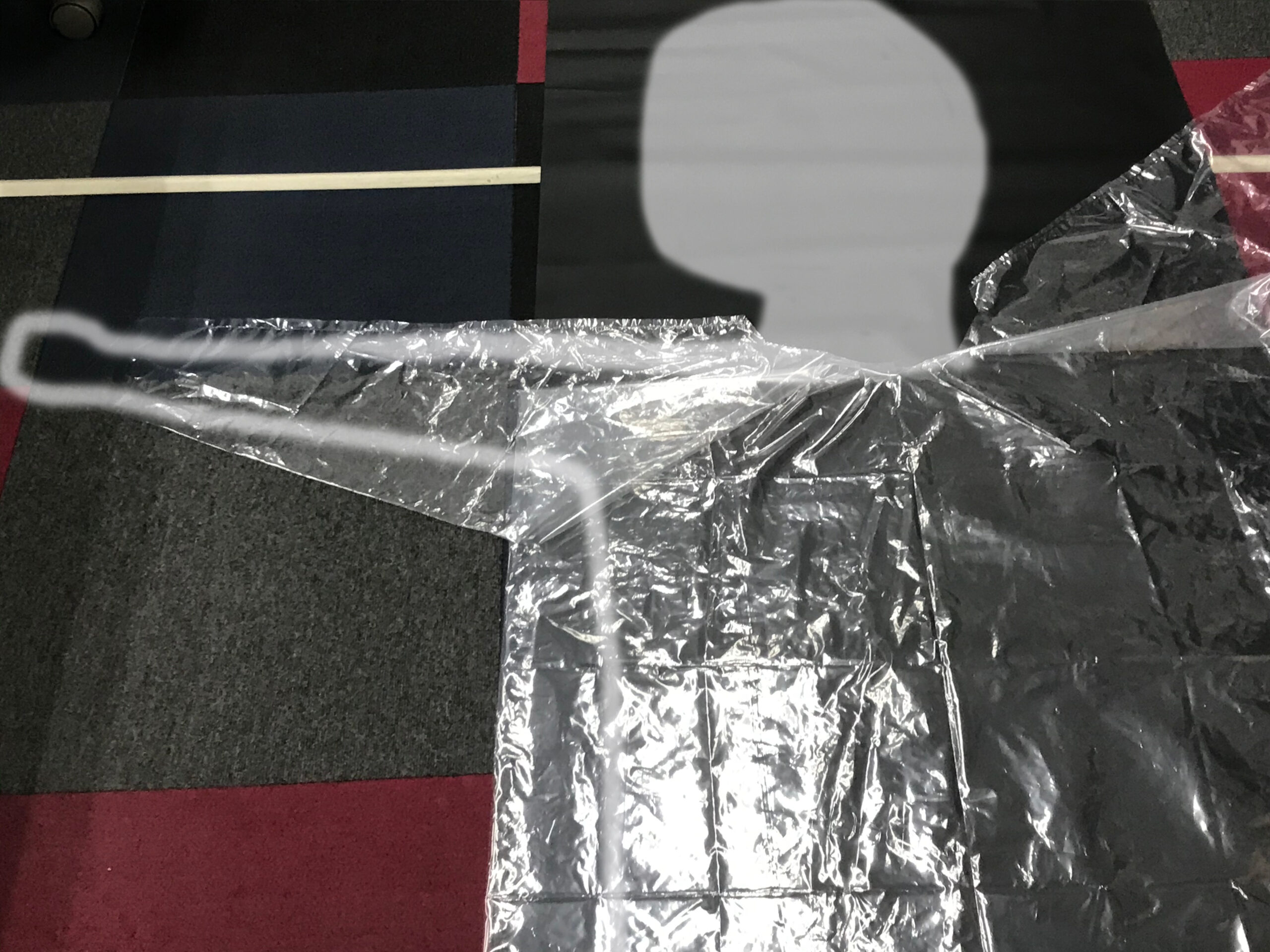 コロナ対策商品 防護服 医療用ガウン　腕通し方